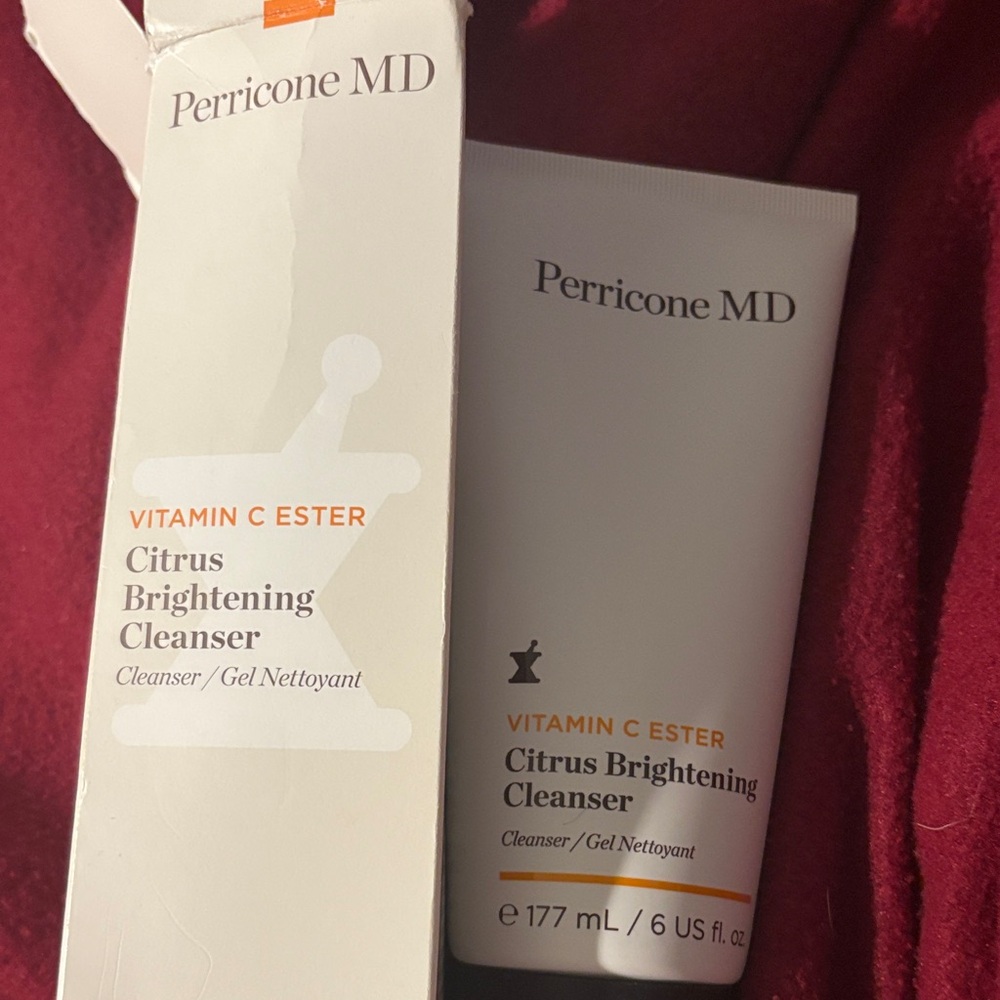 Perricone MD Citrus Brightening Cleanser - White and Orange